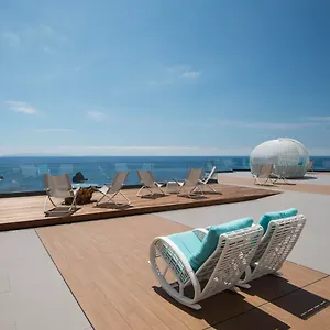 Funchal (Madeira) hotels &amp; apartments, all accommodations in Funchal (Madeira)