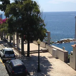 Funchal (Madeira) hotels &amp; apartments, all accommodations in Funchal (Madeira)