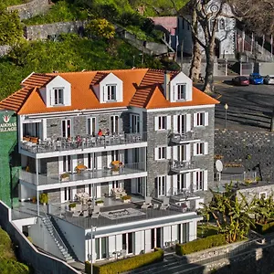 Funchal (Madeira) hotels &amp; apartments, all accommodations in Funchal (Madeira)