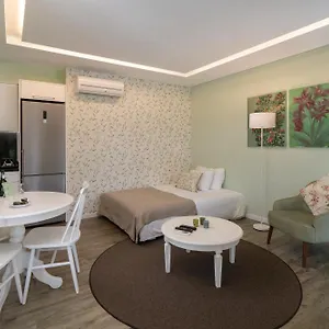 Funchal (Madeira) hotels &amp; apartments, all accommodations in Funchal (Madeira)