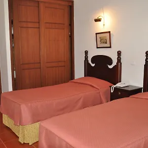 Funchal (Madeira) hotels &amp; apartments, all accommodations in Funchal (Madeira)